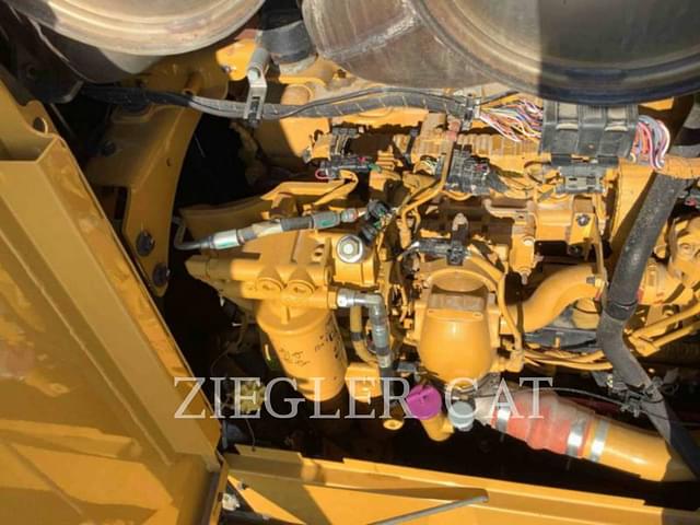 Image of Caterpillar 12M3 AWD equipment image 1