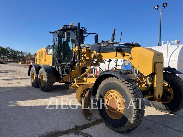 Image of Caterpillar 12M3 AWD equipment image 3