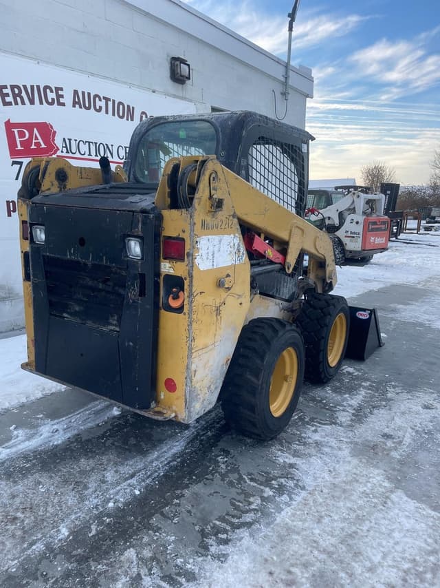 Image of Caterpillar 226D equipment image 3