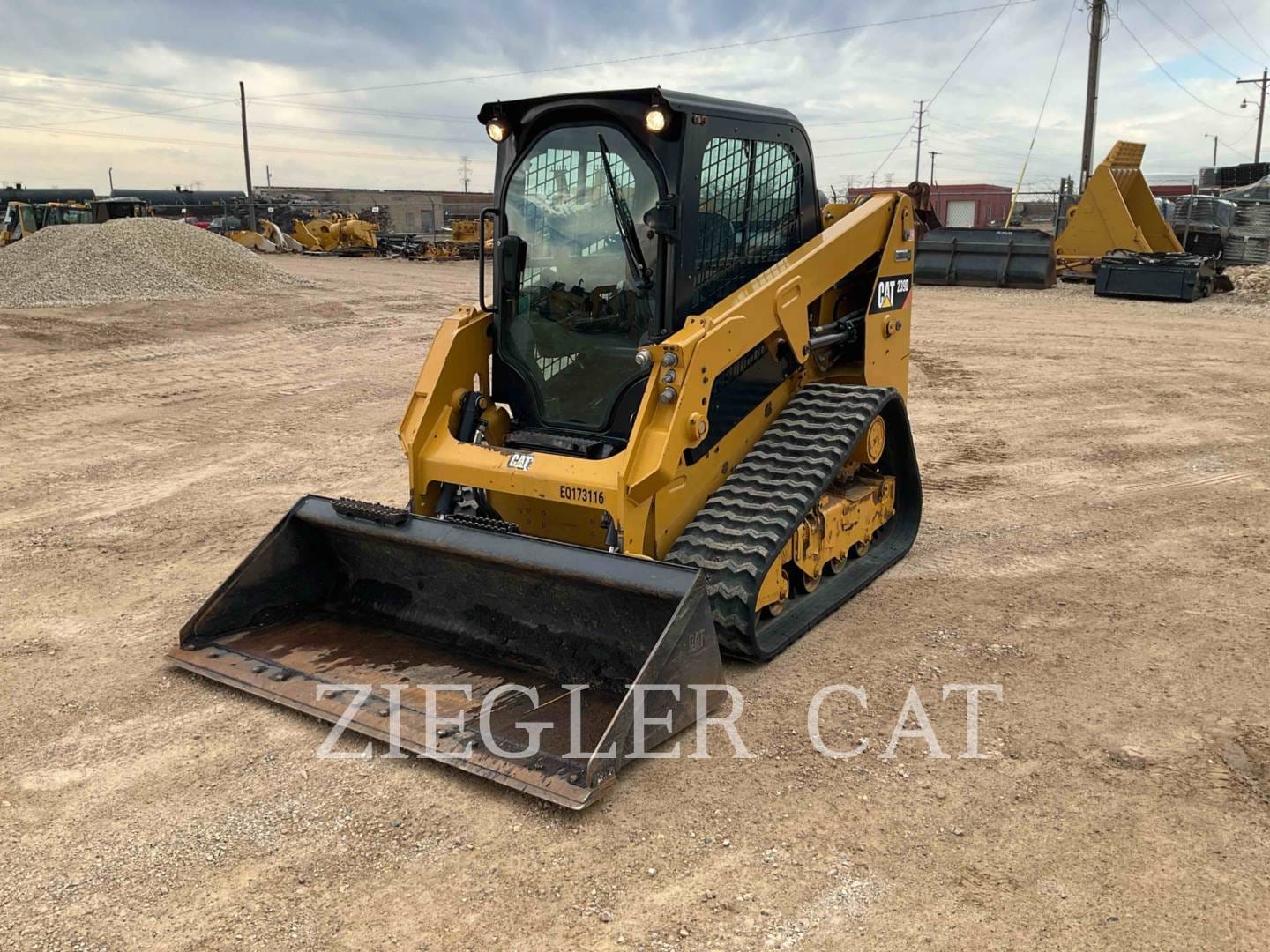 2017 Caterpillar 239D Equipment Image0
