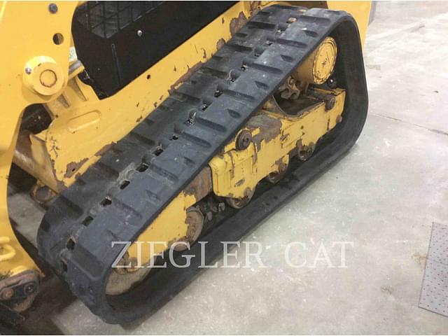 Image of Caterpillar 239D equipment image 2