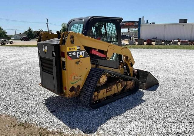 Image of Caterpillar 239D equipment image 4