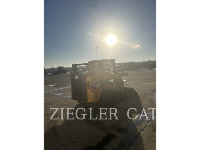 Image of Caterpillar 257D equipment image 2