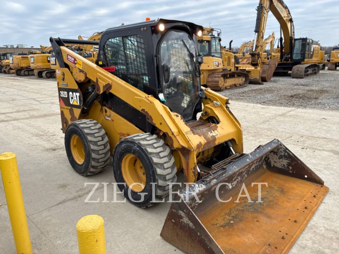 Image of Caterpillar 262D Image 1