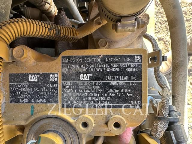 Image of Caterpillar 262D equipment image 2