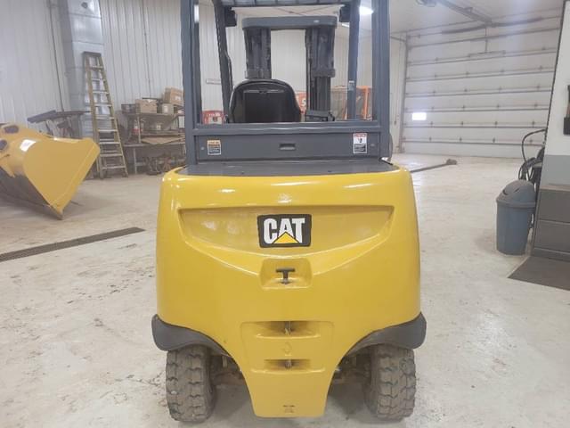 Image of Caterpillar 2EP10000 equipment image 3