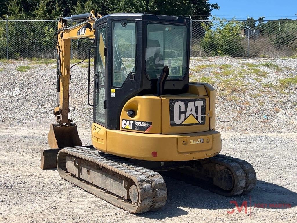 2017 Caterpillar 305.5E2CR Equipment Image0