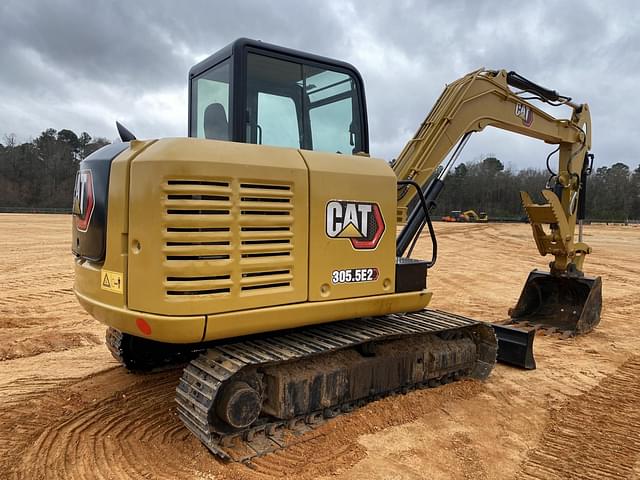 Image of Caterpillar 305.5E2 equipment image 2