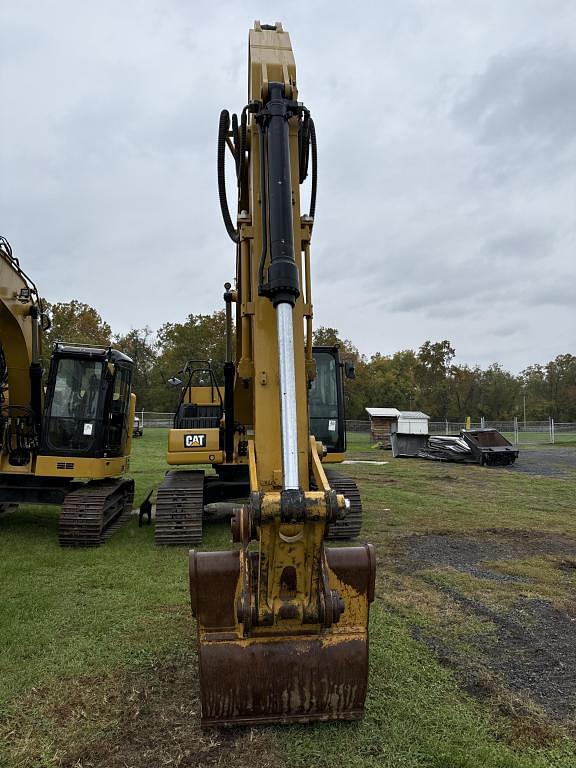 Image of Caterpillar 320 equipment image 1