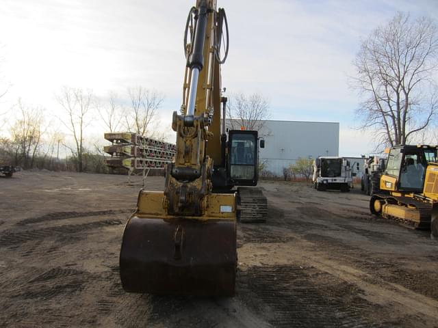 Image of Caterpillar 326FL equipment image 2