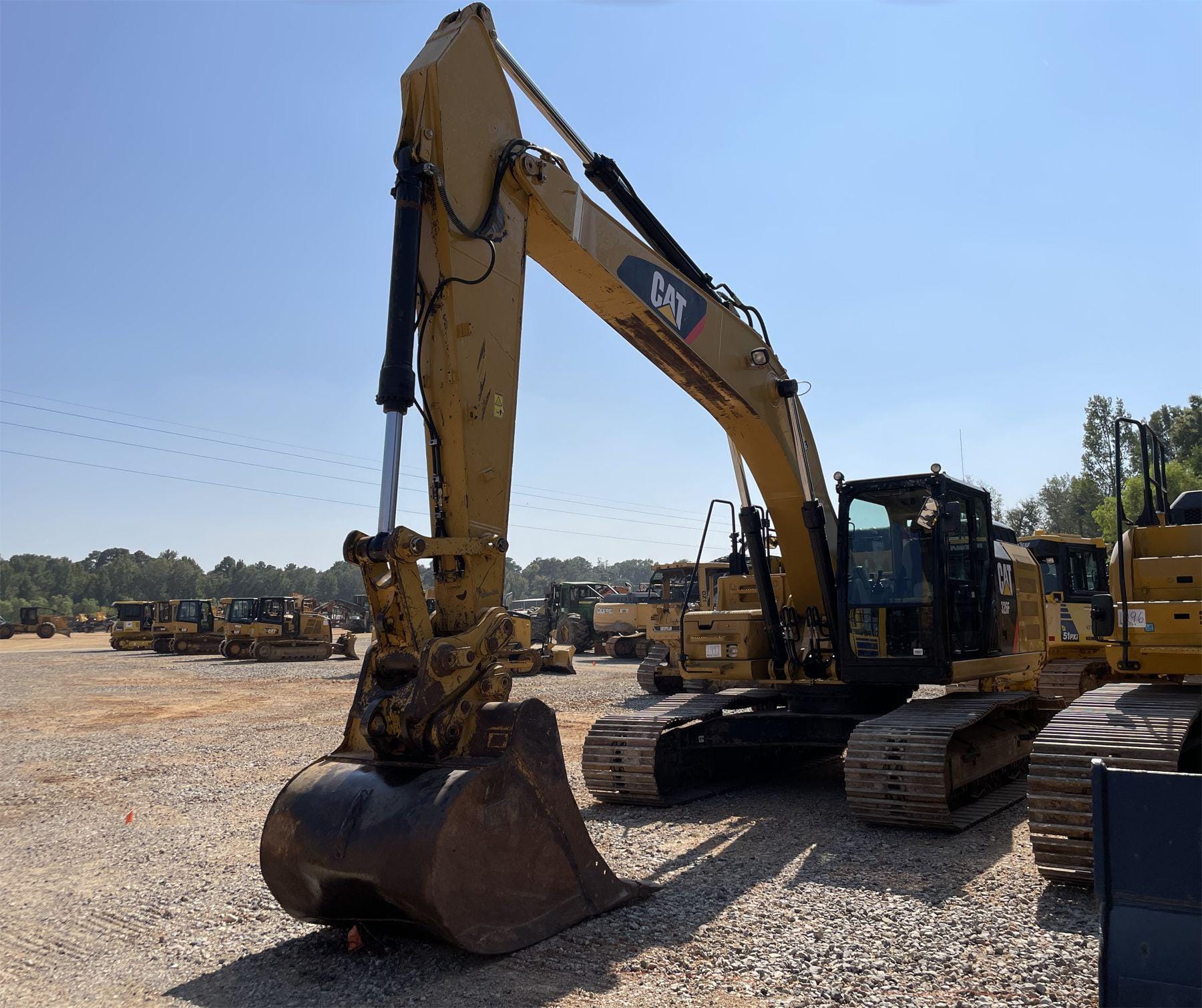 Main image Caterpillar 326FL