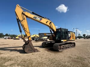 2017 Caterpillar 330FL Image