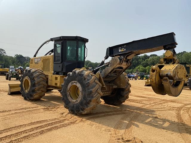 Image of Caterpillar 525D equipment image 1