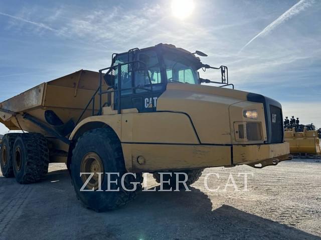 Image of Caterpillar 745 equipment image 4