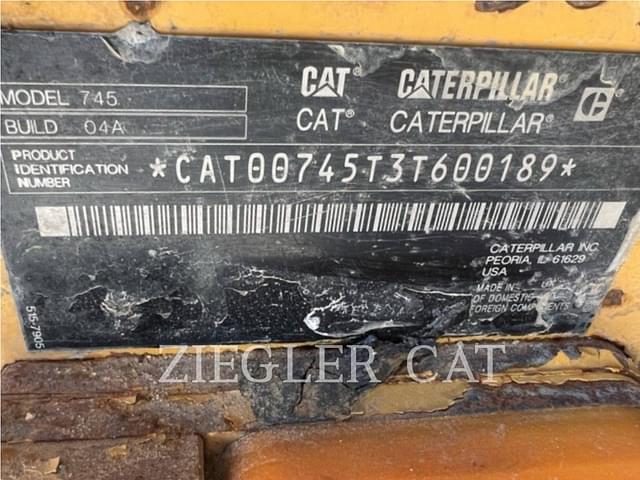Image of Caterpillar 745 equipment image 2