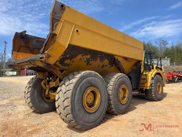 Image of Caterpillar 745 equipment image 1