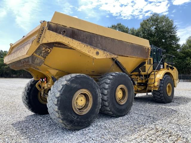 Image of Caterpillar 745 equipment image 2