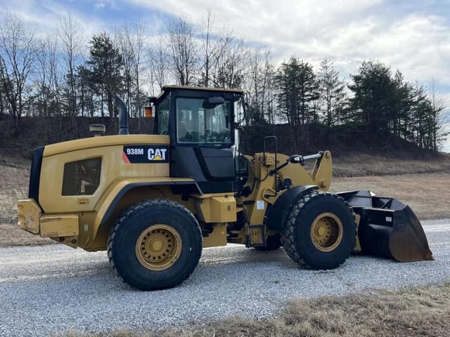 Image of Caterpillar 938M equipment image 2