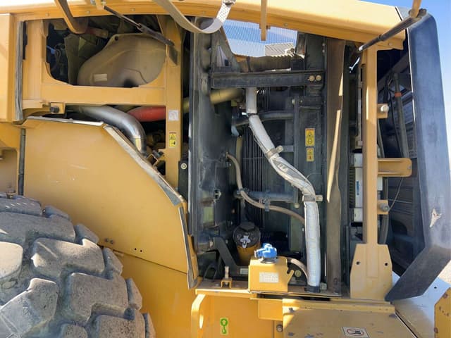 Image of Caterpillar 950GC equipment image 4