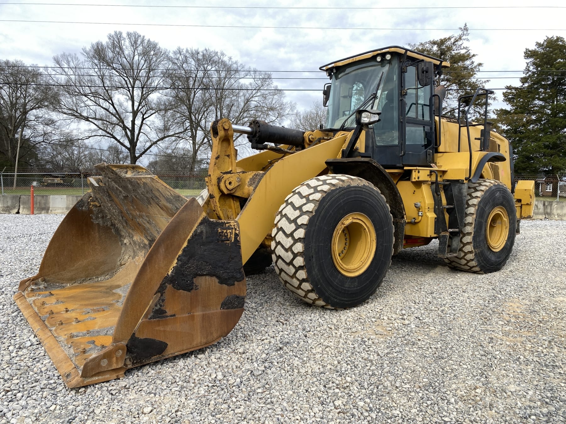 2017 Caterpillar 972M Equipment Image0
