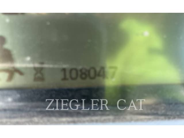 Image of Caterpillar 982M equipment image 4