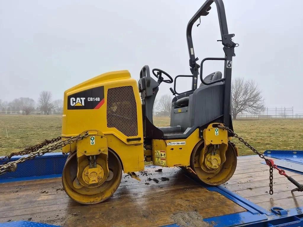 2017 Caterpillar CB14B Equipment Image0