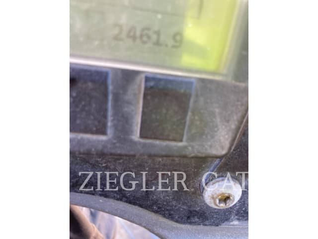 Image of Caterpillar CB66B equipment image 3