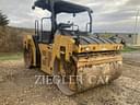 2017 Caterpillar CB68B Image