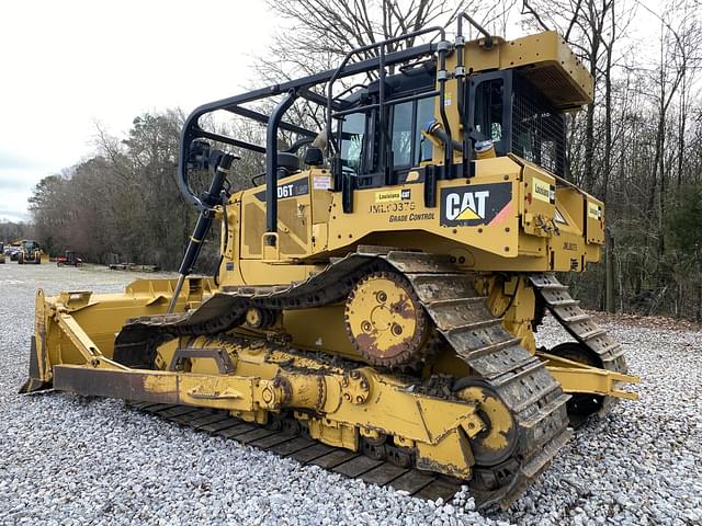 Image of Caterpillar D6T LGP equipment image 1