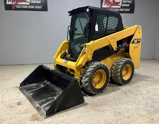 Image of Caterpillar 226D equipment image 1