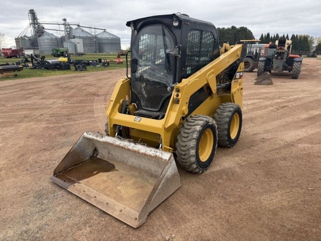 2017 Caterpillar 232D Equipment Image0