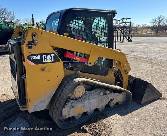 Image of Caterpillar 239D equipment image 4