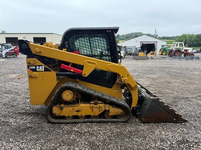 Image of Caterpillar 249D equipment image 4