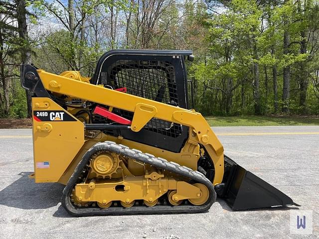 Image of Caterpillar 249D equipment image 3