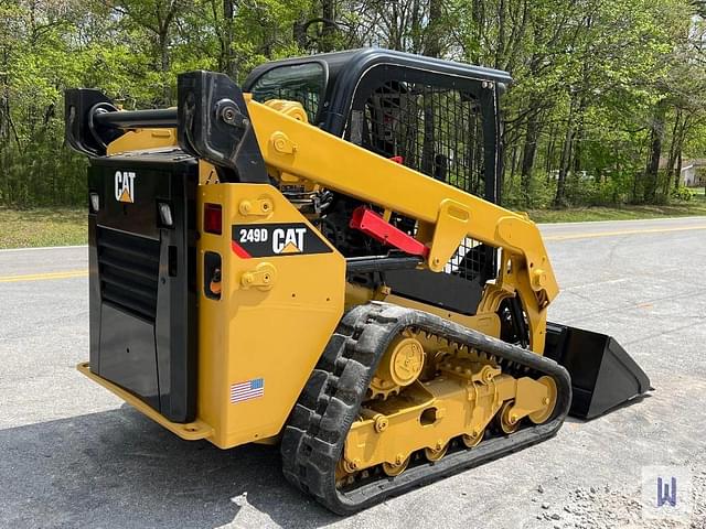 Image of Caterpillar 249D equipment image 4