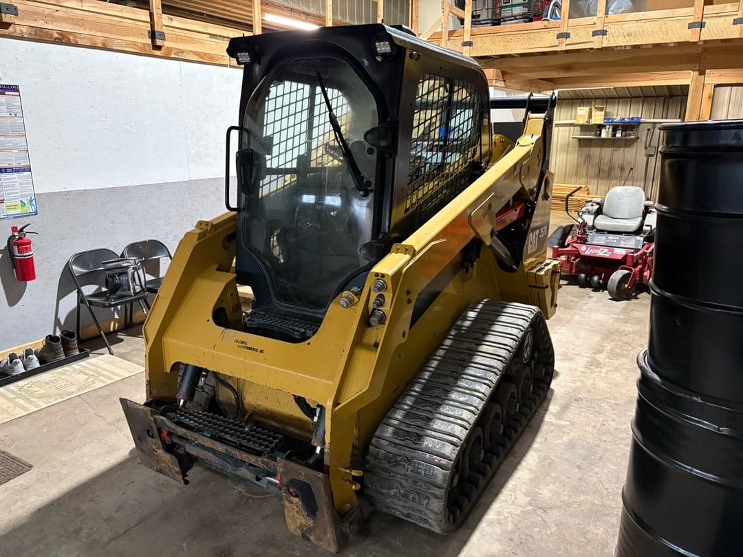 Image of Caterpillar 257D Image 1