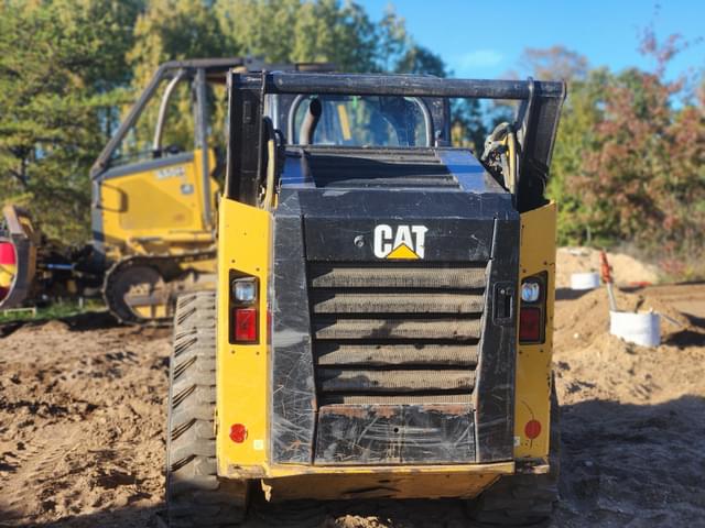 Image of Caterpillar 272D2 equipment image 4