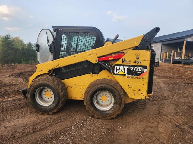Image of Caterpillar 272D2 equipment image 1
