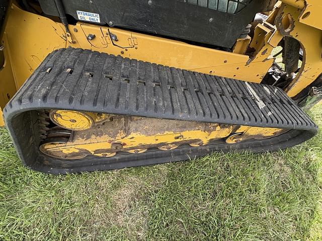 Image of Caterpillar 299D2 equipment image 4