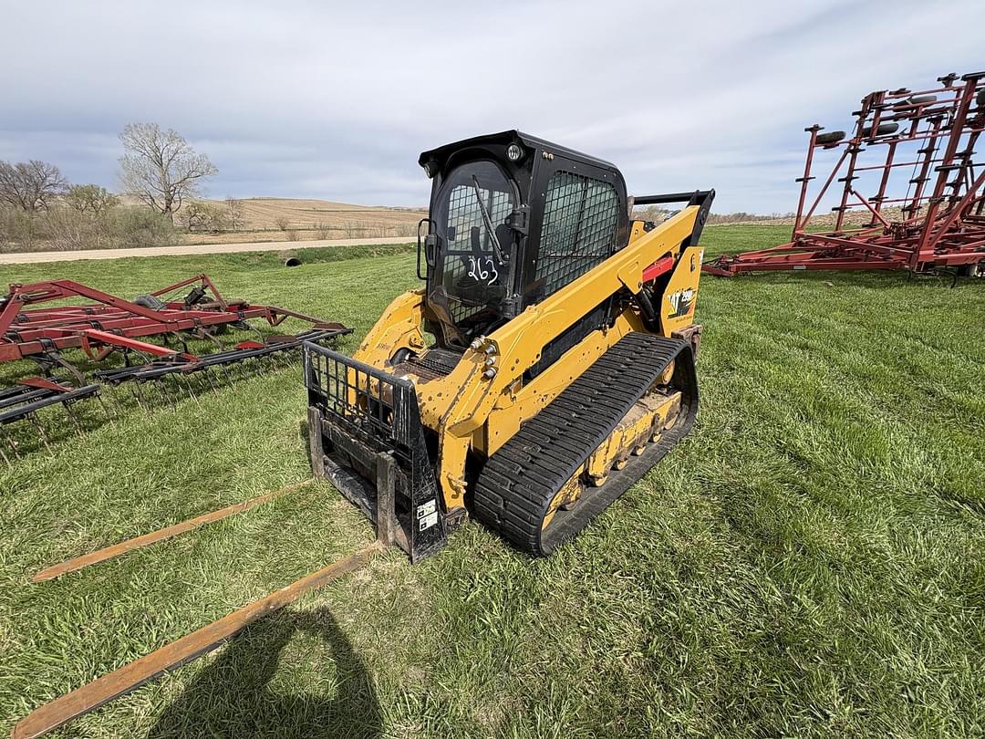 Image of Caterpillar 299D2 Primary image