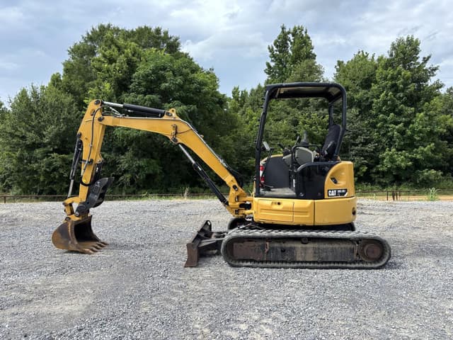 Image of Caterpillar 303.5E2 CR equipment image 1