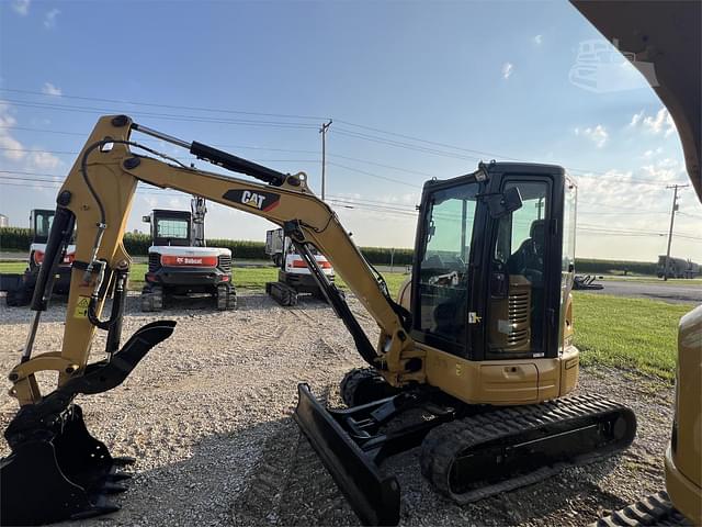 Image of Caterpillar 303.5E2 CR equipment image 2