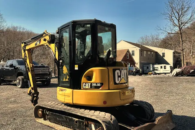 Image of Caterpillar 305.5 equipment image 4