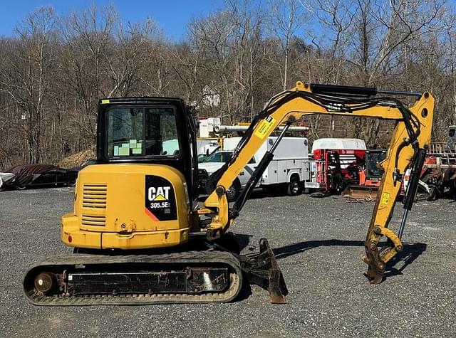 Image of Caterpillar 305.5 equipment image 2