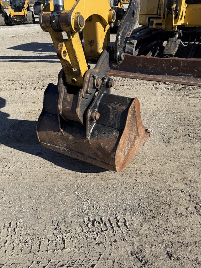 Image of Caterpillar 305.5E2 equipment image 3