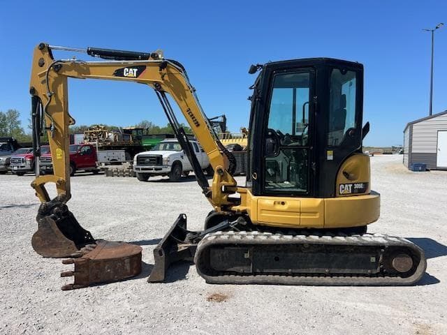 Image of Caterpillar 305E2 CR equipment image 1