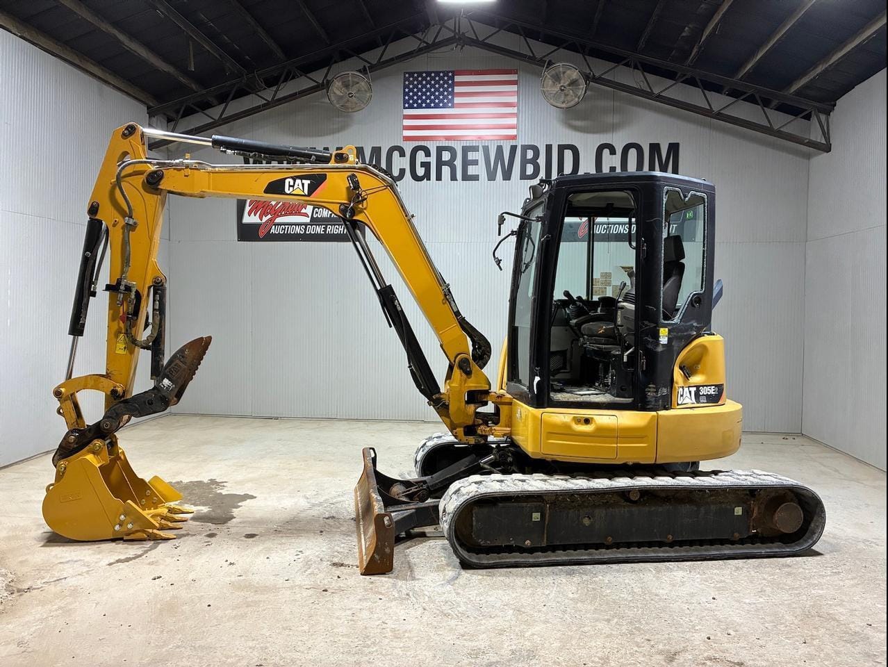 2017 Caterpillar 305E2 CR Equipment Image0