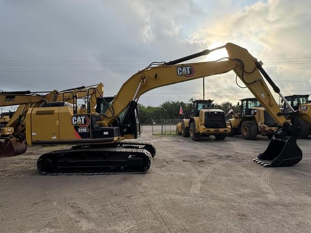 Image of Caterpillar 320EL equipment image 1