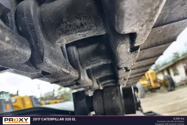 Image of Caterpillar 320EL equipment image 3