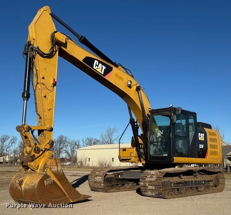 2017 Caterpillar 323FL Equipment Image0